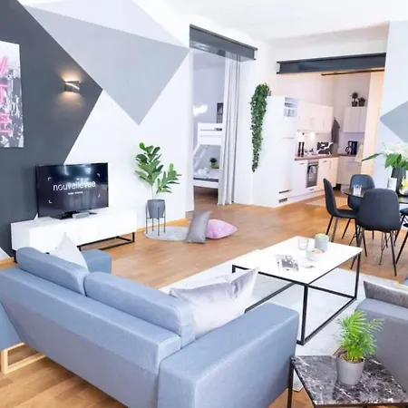 100 M2 Central City Loft